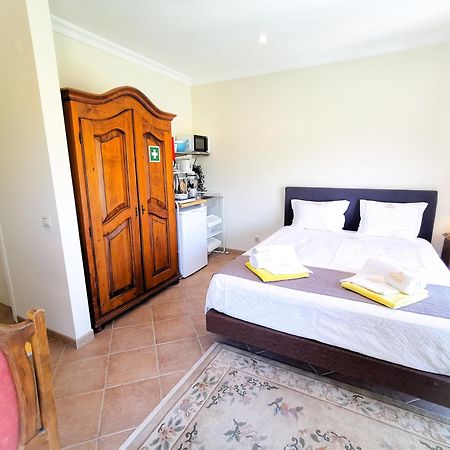 Apartamento Oásis Tropical, Jardim e Piscina! Portimão Habitación foto